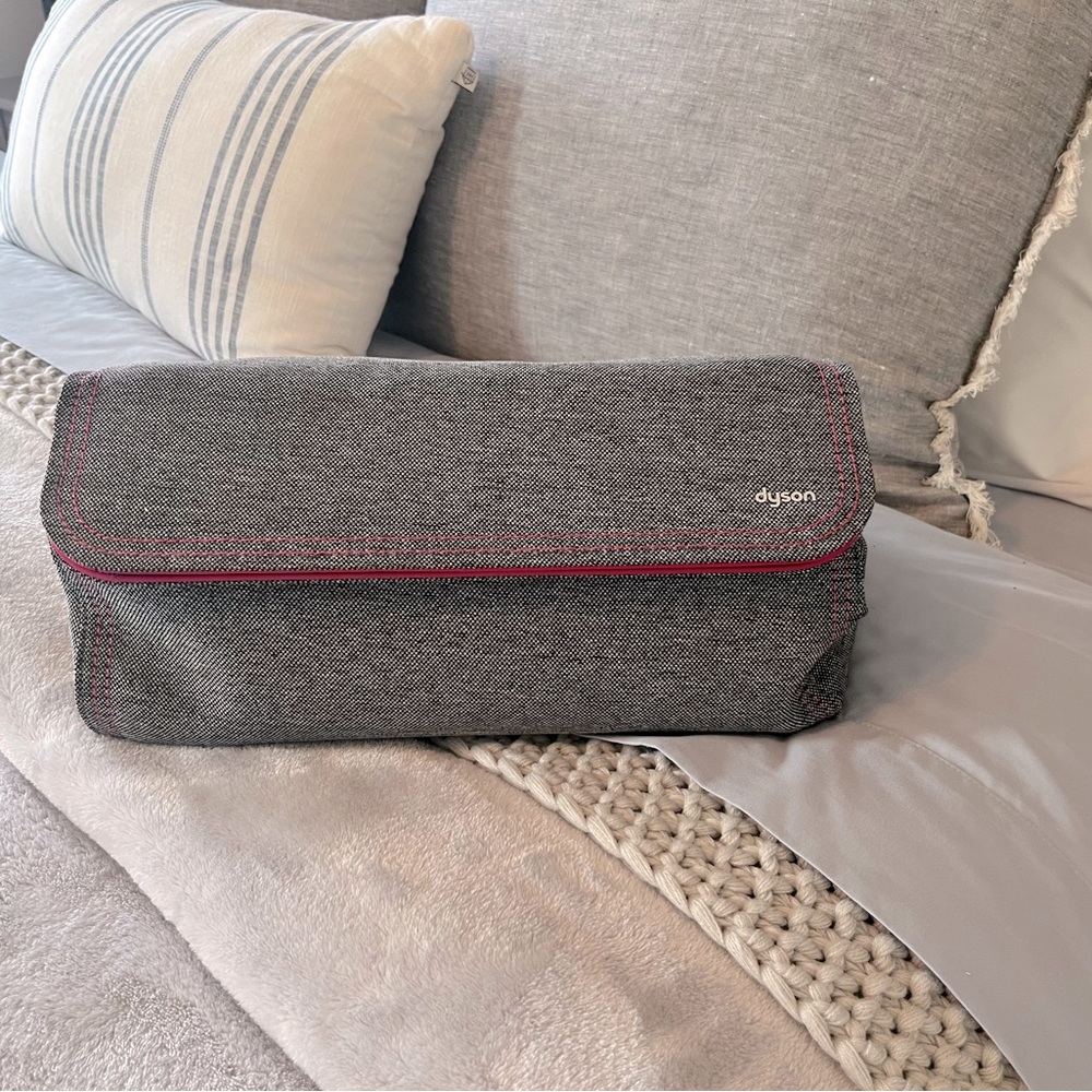 Dyson travel / storage bag